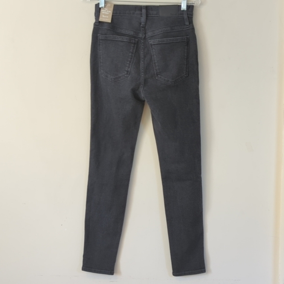 Madewell 10" High Rise Skinny Jeans - Picture 7 of 16